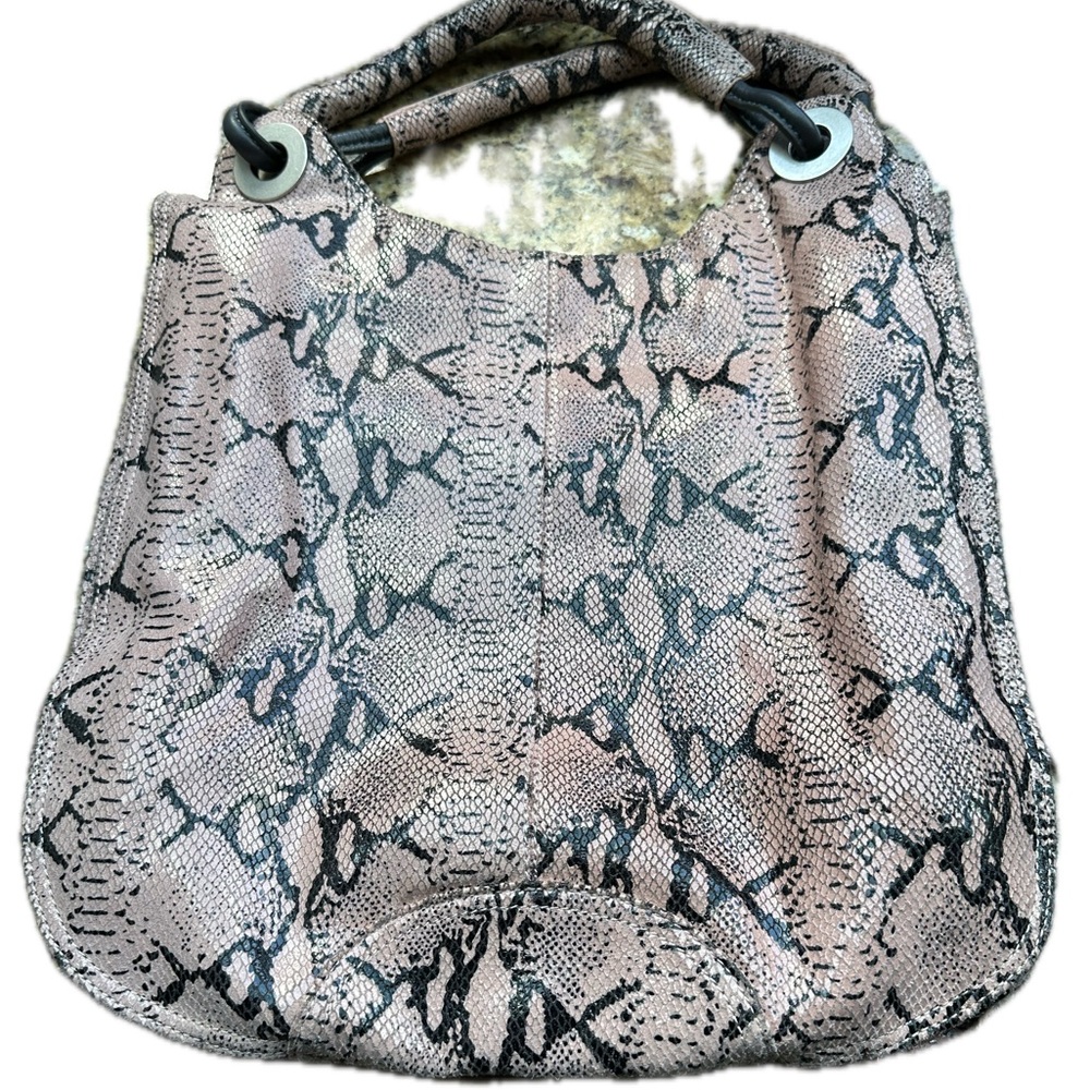 6126 Lindsay Lohan  Leather shoulder tote bag beautiful condition